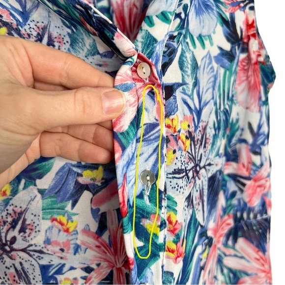 H&M Colorful Tropical Print Sleeveless Concealed Button Front Blouse - Picture 7 of 13